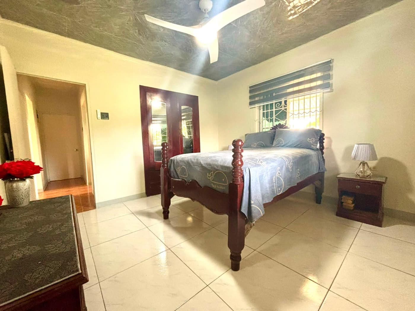 Second bedroom